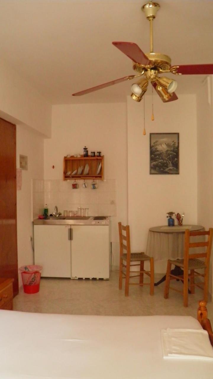 Μαχη Ενοικιαζόμενα Δωμάτια Mythimna Exterior foto